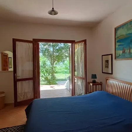 Trilocale A 150mt Da La Cinta Apartment *