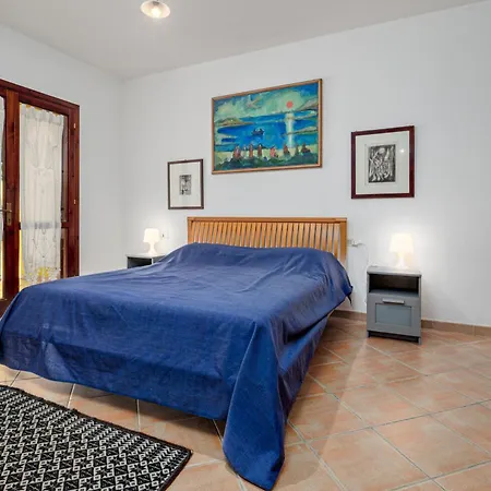 Apartment Trilocale A 150mt Da La Cinta San Teodoro (Sardinia)