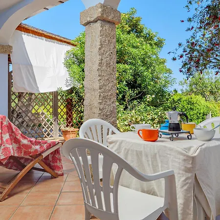 Trilocale A 150mt Da La Cinta San Teodoro (Sardinia)